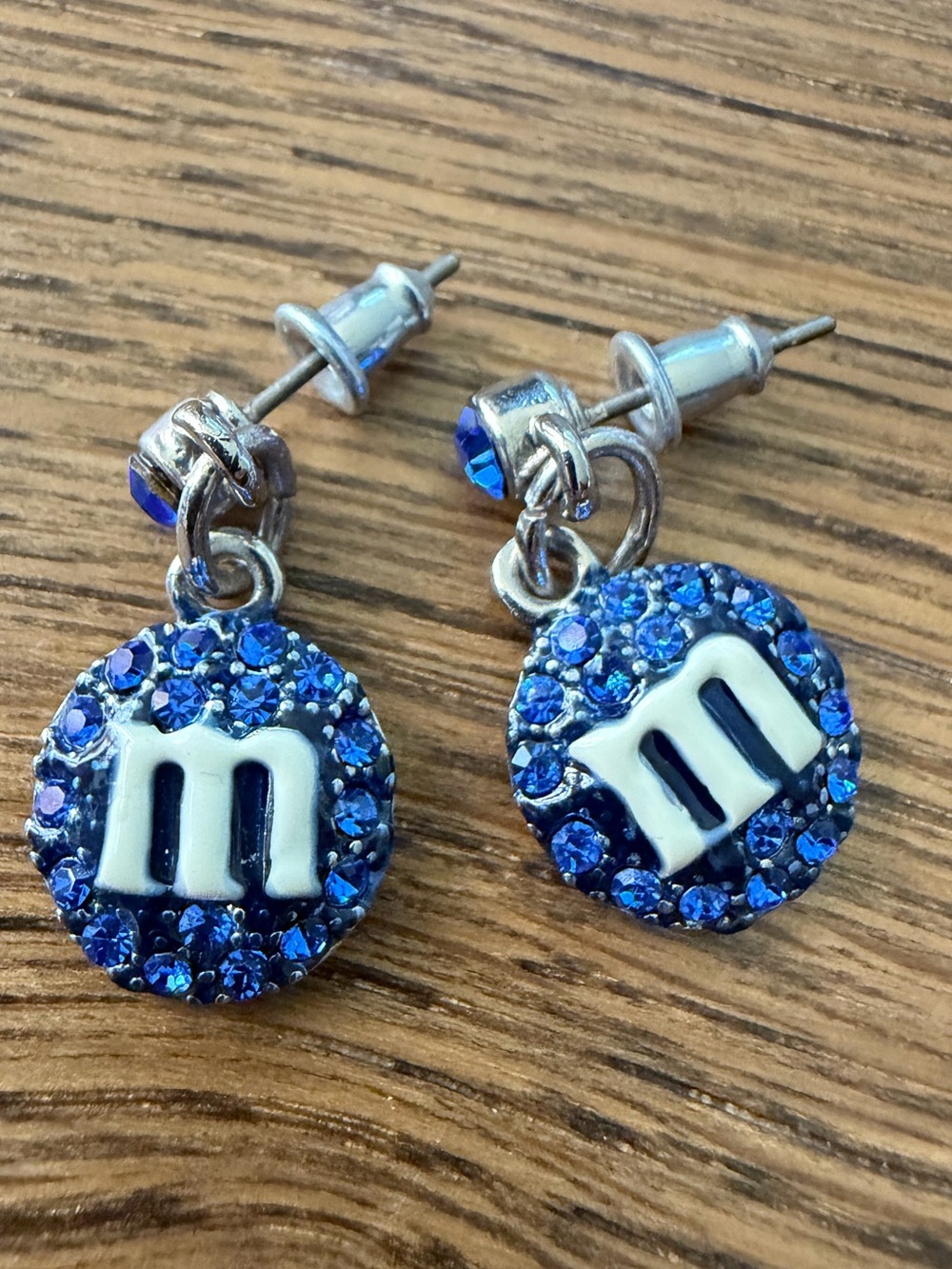 Official M&M'S World Blue Austrian Crystal Dangle Earrings – Vintage Y2K Retro